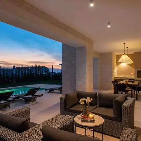 Villa Estelle By Ilc
